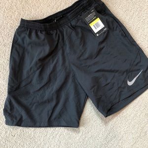 mens nike shorts 7 inch